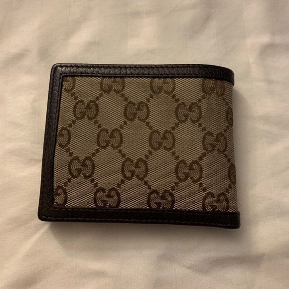 Men’s Gucci Wallet - Picture 2 of 4